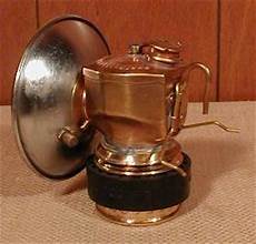 Carbide lamp