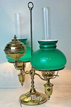 Ceiling lamps