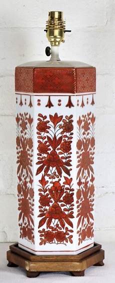 Classical table lamps