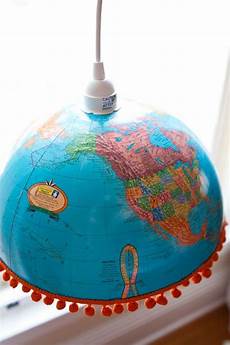 Globe lamp