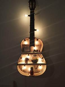 Guitar lamp