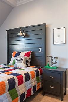 Headboard lamp