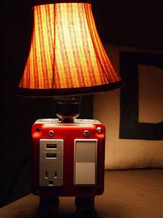 Lamp socket