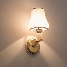 Semilunar wall lamps
