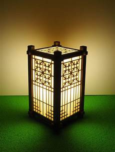 Shoji lamp