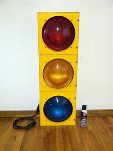 Signal lamps