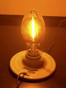 Sodium lamp