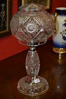 Traditional table lamps