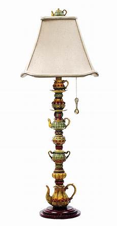 Traditional table lamps