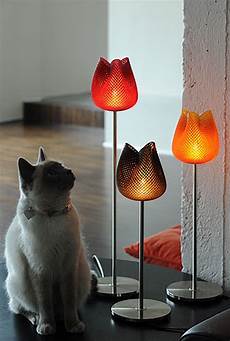 Tulip lamp